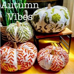 Embroidered Pumpkin Decor Set - Green and Orange